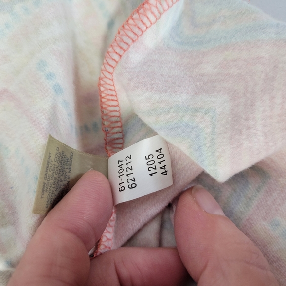 Womans J JIll Multicolor Chevron Print 3/4 Sleeve V-necks Font and Back Size Sm - Picture 11 of 11